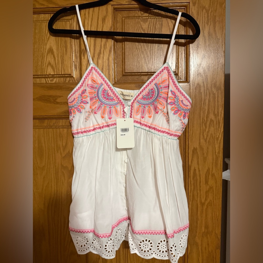 The nines tank top size M nwt